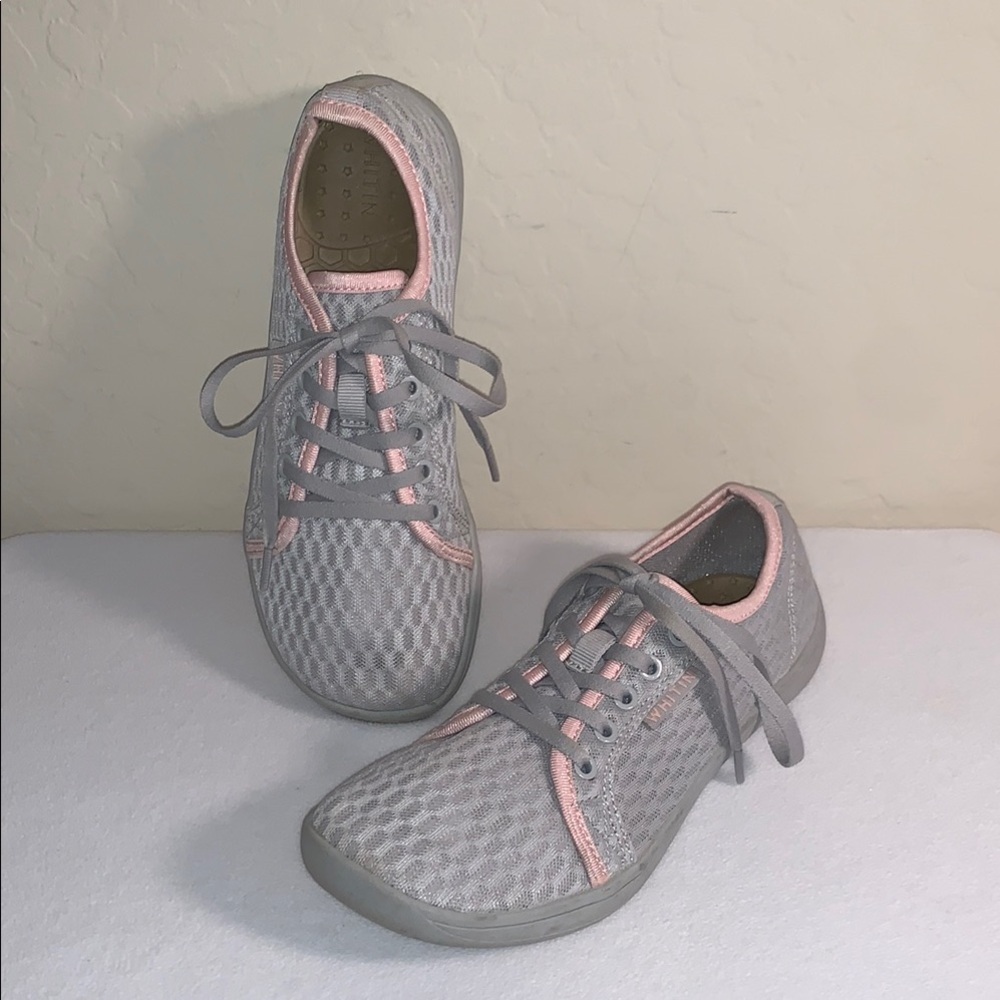 WHITIN SIZE 5.5 (36) MINIMALIST BAREFOOT SUPER CUTE SHOES